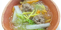 鶏団子の生姜スープ