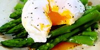 アスパラポーチドエッグ
