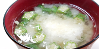 オクラとろろ味噌汁